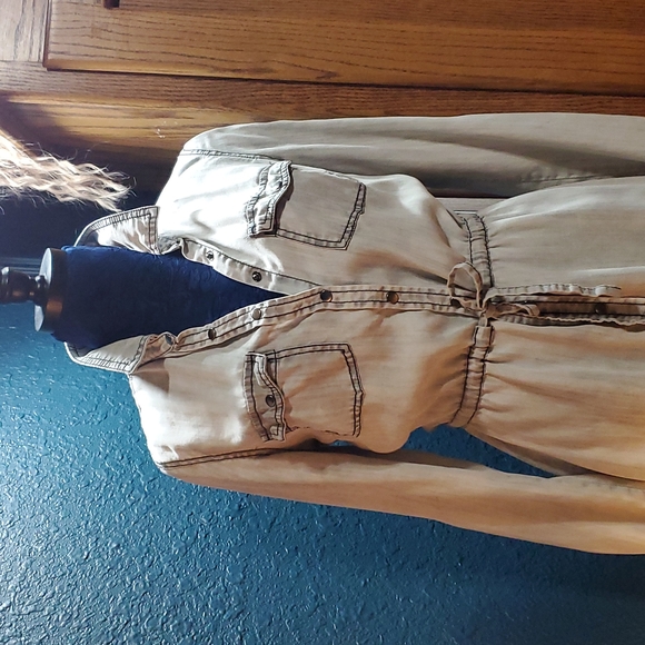 Maurices Button up Tunic - Picture 6 of 15